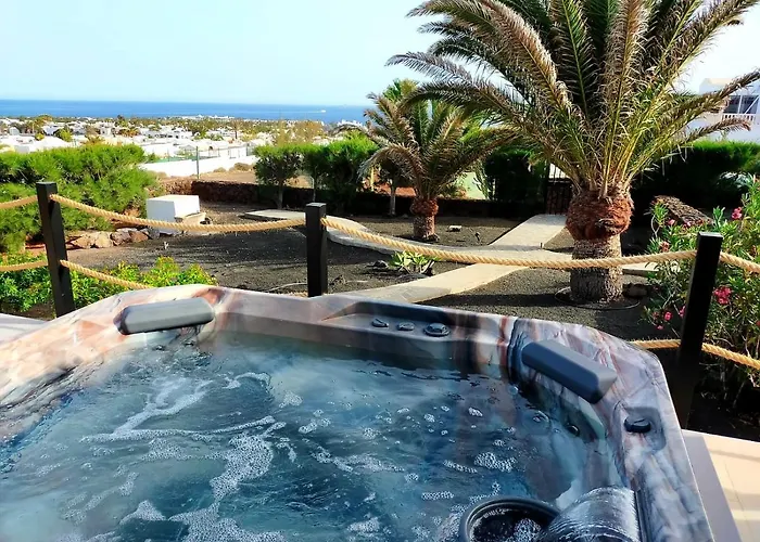 Sea Star Lanzarote بلايا بلانكا