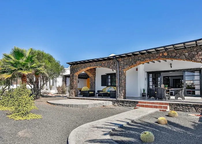 Sea Star Lanzarote * بلايا بلانكا